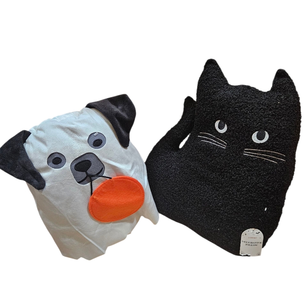 Dog and Cat Shaped Pillows NWT